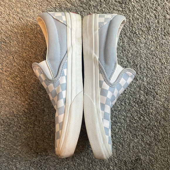 Vans - Picture 3 of 7